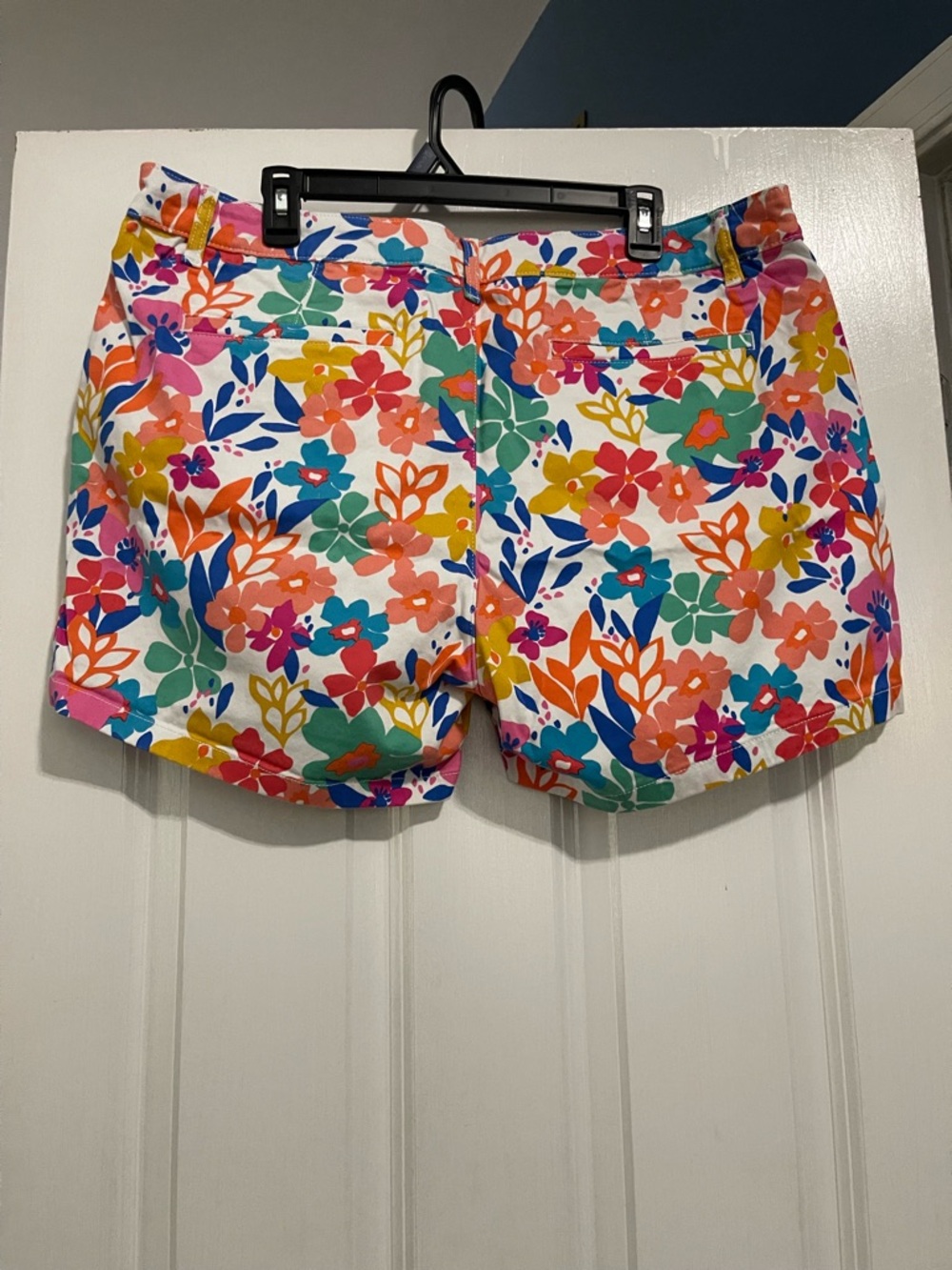Women’s Floral Print Cotton Shorts - Multicolor - Picture 2 of 4
